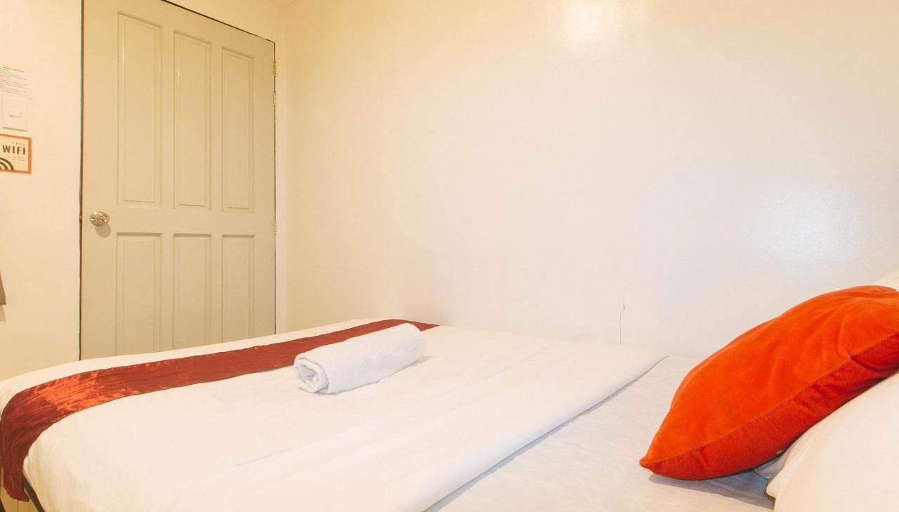 Nearest Hostel Pasay City By Reddoorz Eksteriør bilde