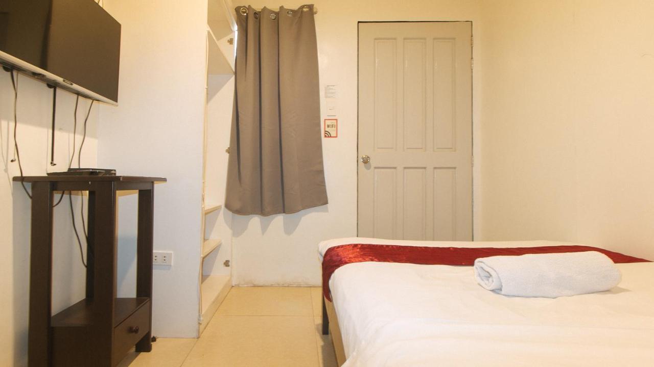 Nearest Hostel Pasay City By Reddoorz Eksteriør bilde